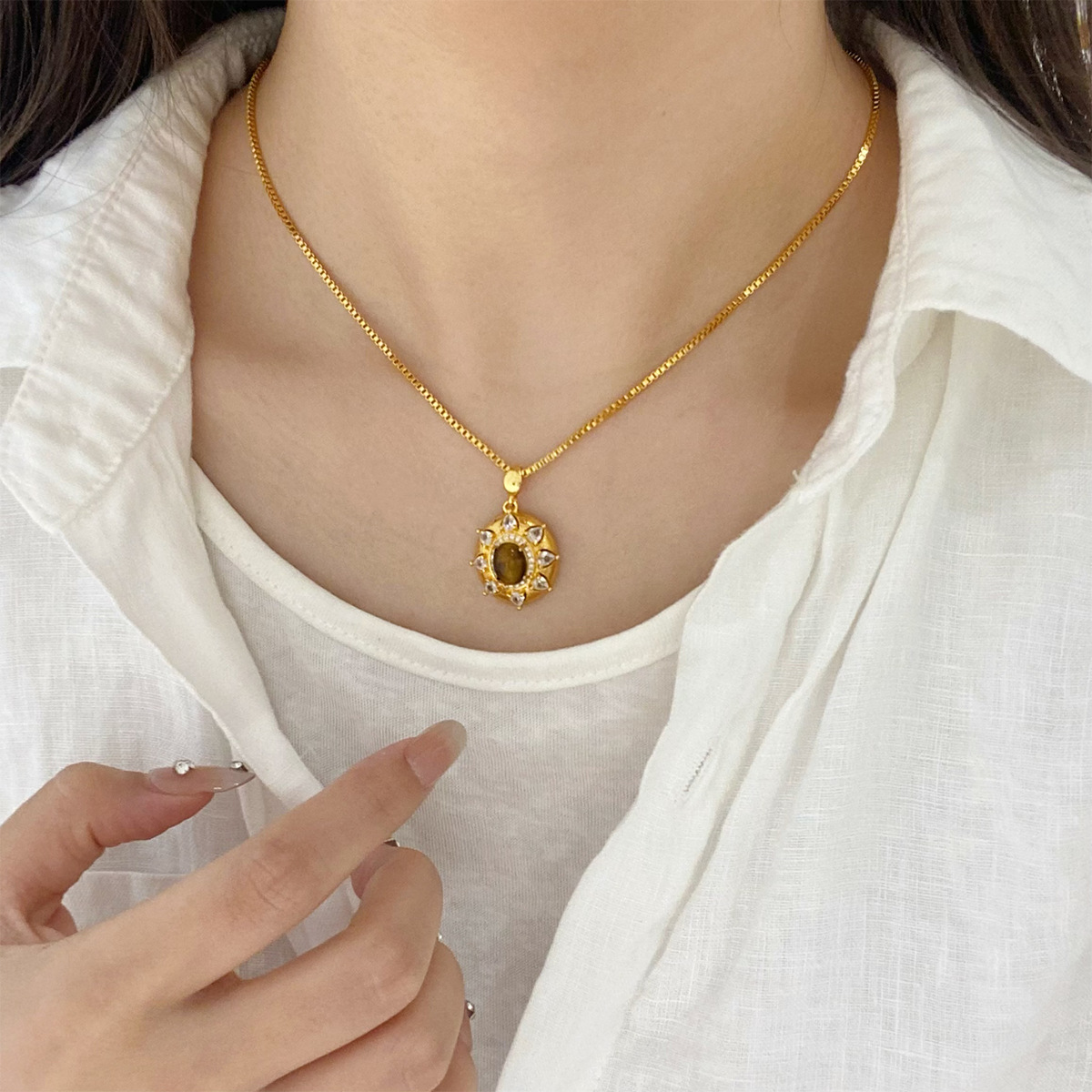 Usa Vintage Fashion - Luxury fashion vintage exclusive tiger eye
