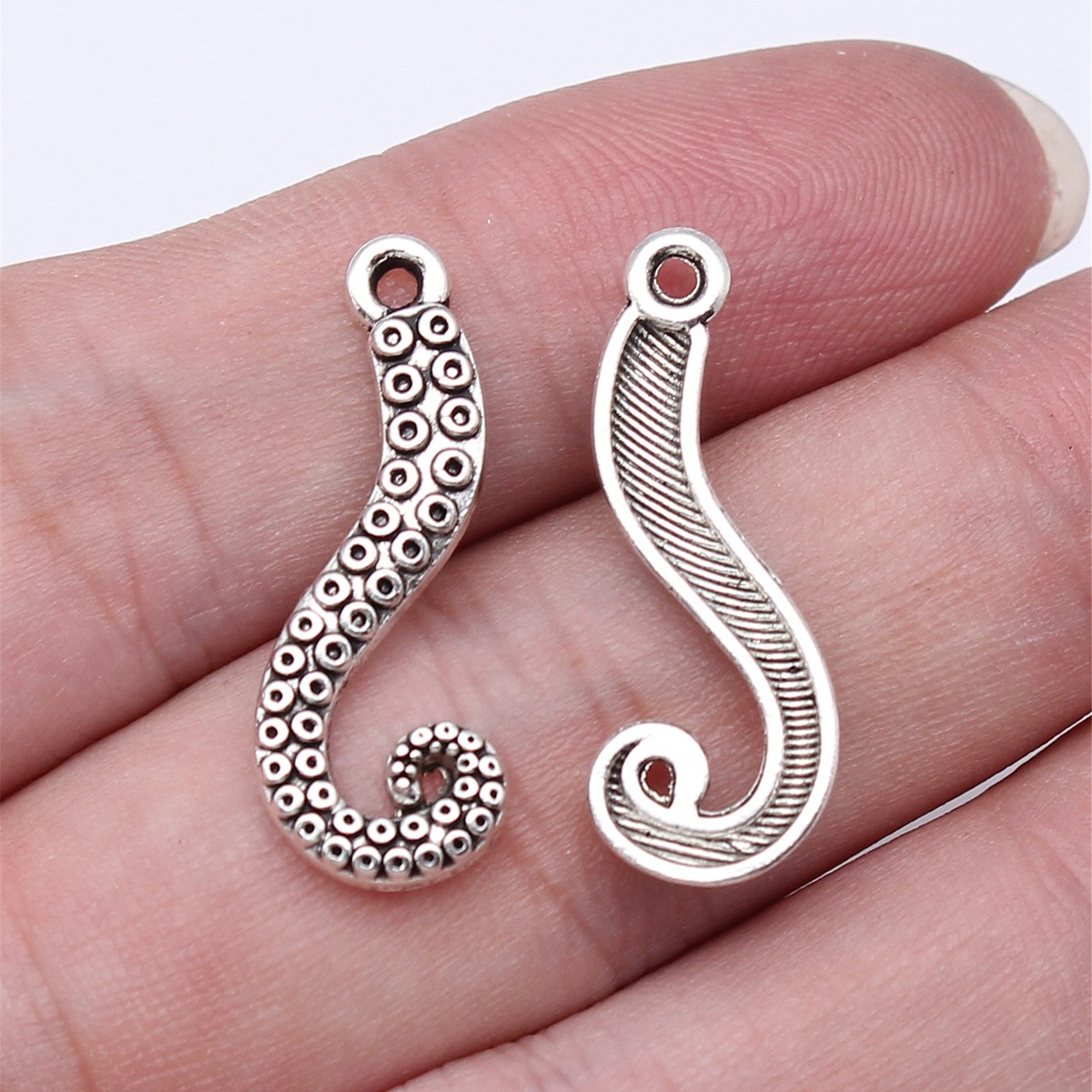 WYSIWYG 20pcs 26x10mm 4 Colors - Vintage Fashion Words 评论和价格