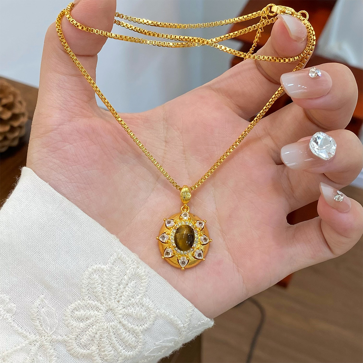 Luxury fashion vintage exclusi - Usa Vintage Fashion 评论和价格