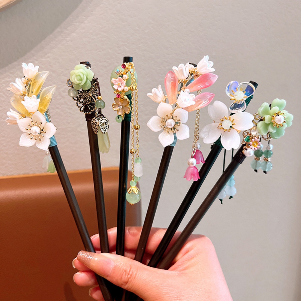 Exquisite Flower Tassel Wooden - Vintage Fashion Ai 评论和价格