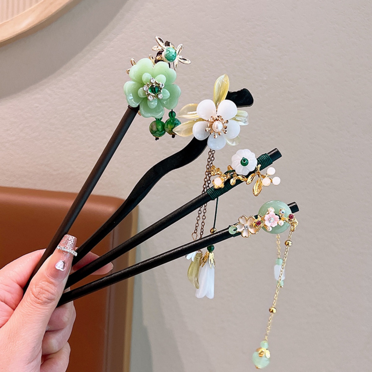 Exquisite Flower Tassel Wooden - Vintage Fashion Ai 评论和价格